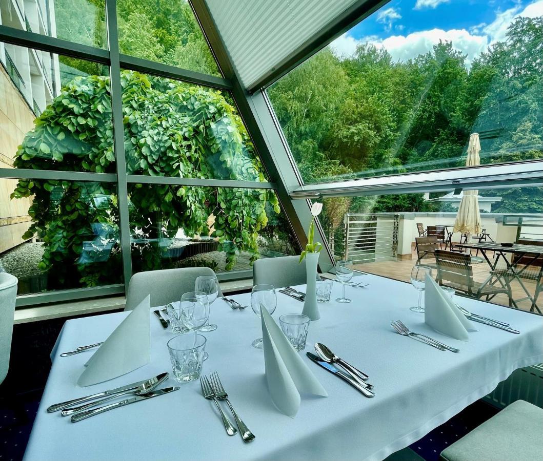 Hotel Belweder Ustron Kültér fotó Restaurant "Le Cèdre"
