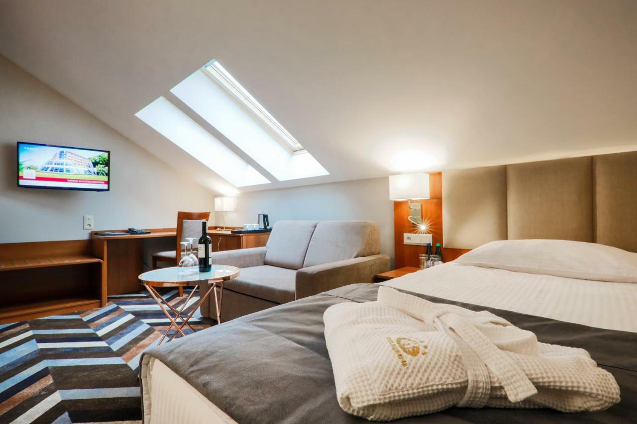 Hotel Belweder Ustron Kültér fotó Suite